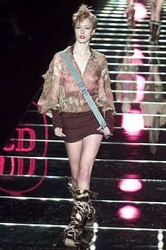 Look 3